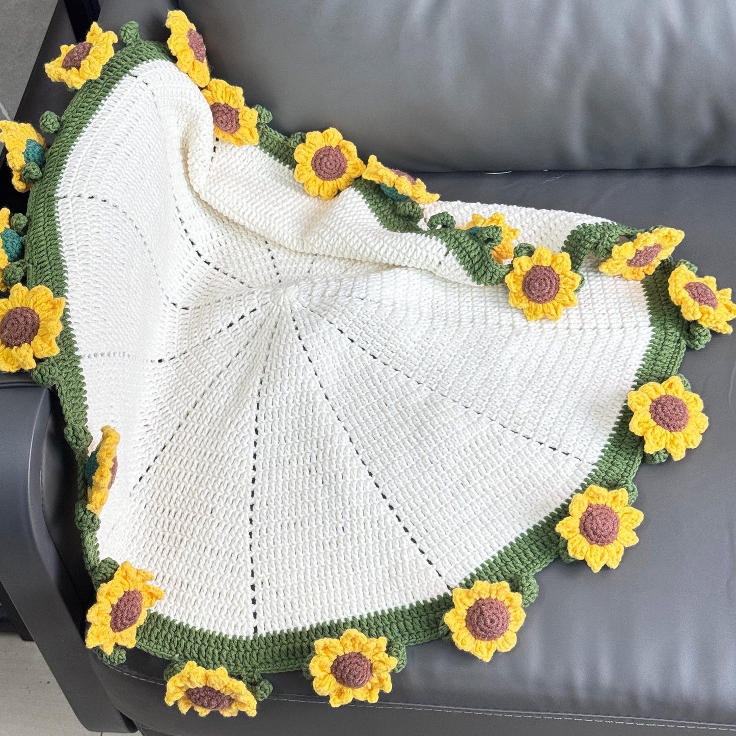 5-in-1 Crochet Bouquet Blanket Pattern PDF